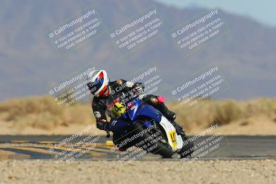 media/Mar-22-2025-CVMA (Sat) [[462c0ffedb]]/Race 13-Amateur Supersport Middleweight/